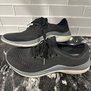 Crocs Women's LiteRide 360 Pacer Sneakers - Black - Like New